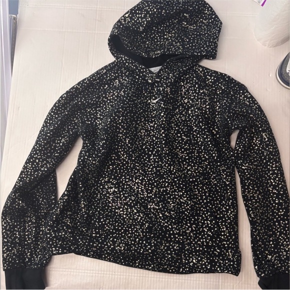 Nike hoodie sportswear fleece Black Metallic Gold Patterned Hoodie Girl’s large - Picture 3 of 4